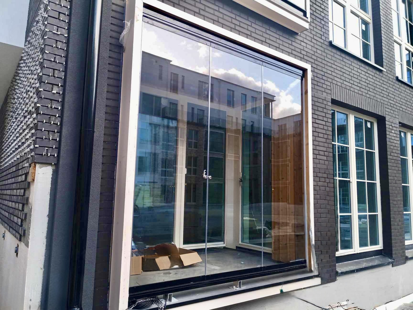 Rõduklaasid läbipaistev