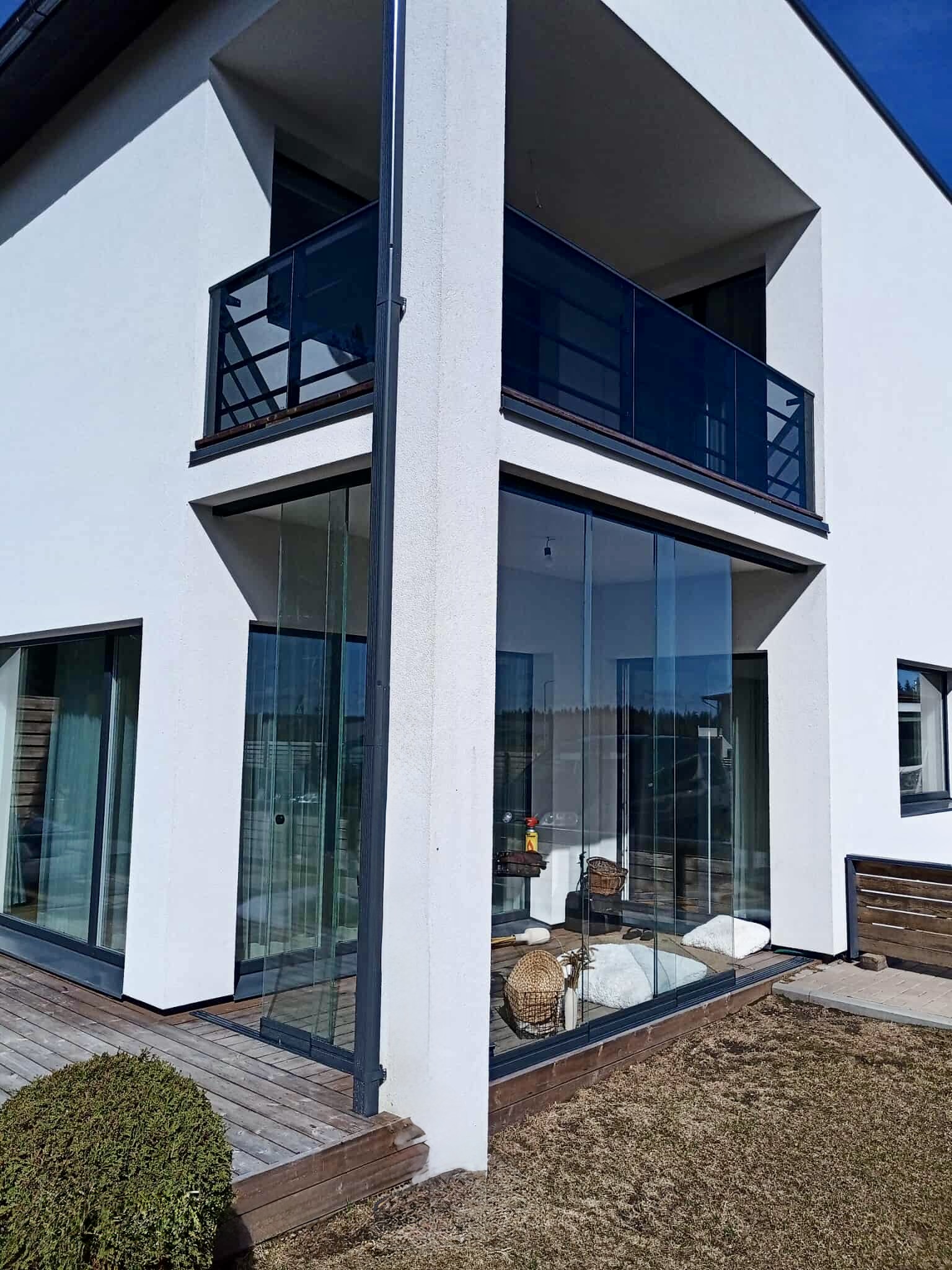 Terrassiklaasid ja piire