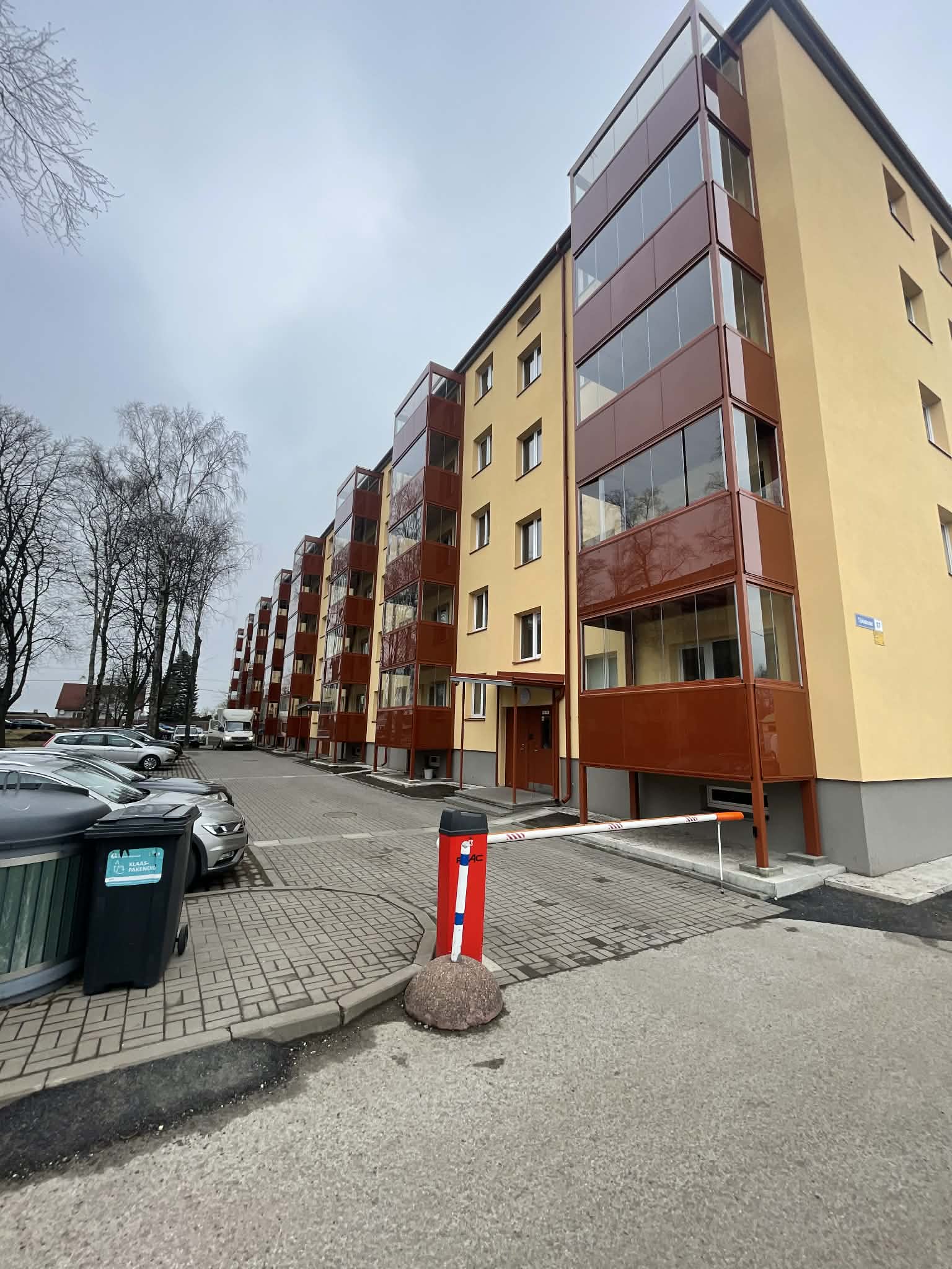 Klaasrõdupiire ja rõduklaasid ühistule, Tallinn