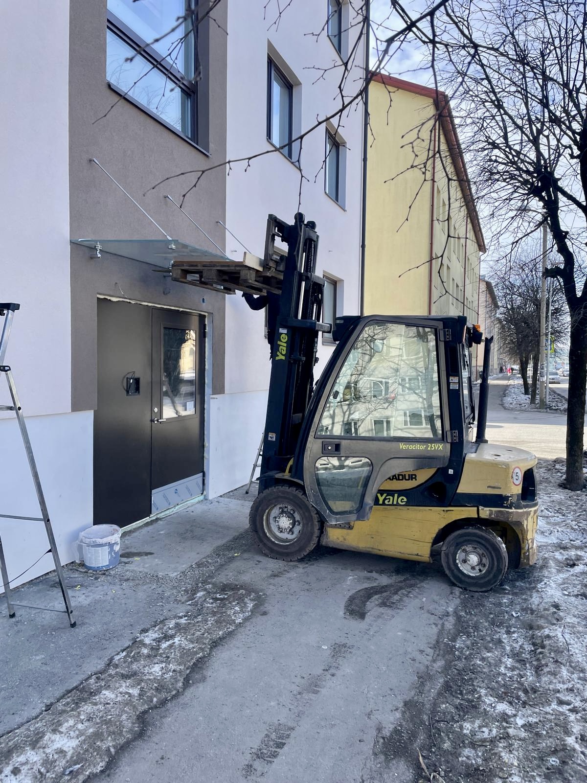Varikatuse paigaldamine, Pärnu